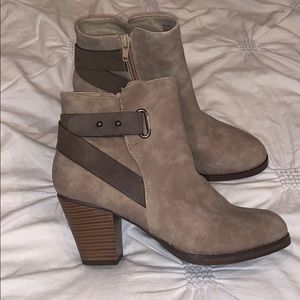 Just Fab Tan Suede Booties